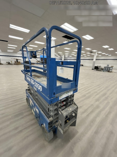 2019 Genie GS-1930 Half Height Swing Gate, 800W Inverter