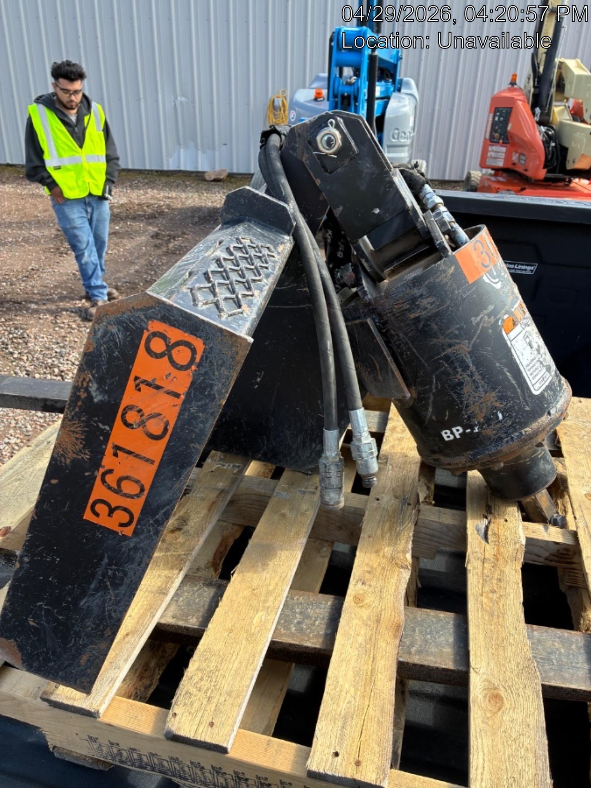 2023 MANITOU PA210