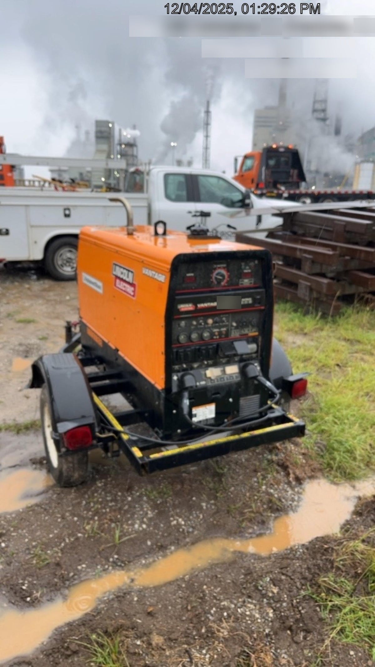 2022 Lincoln Electric LE400 Kubota V1505, Trlr, Cable Rack, Light Kit, ES Decals, T3