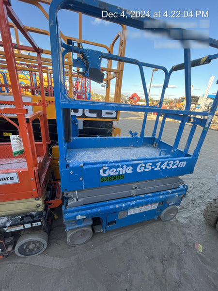 2021 JLG ES1330L