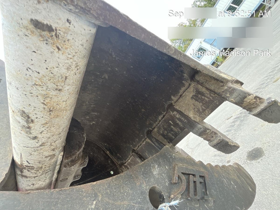 2020 TAG MANUFACTURING 30" Bucket - Tag