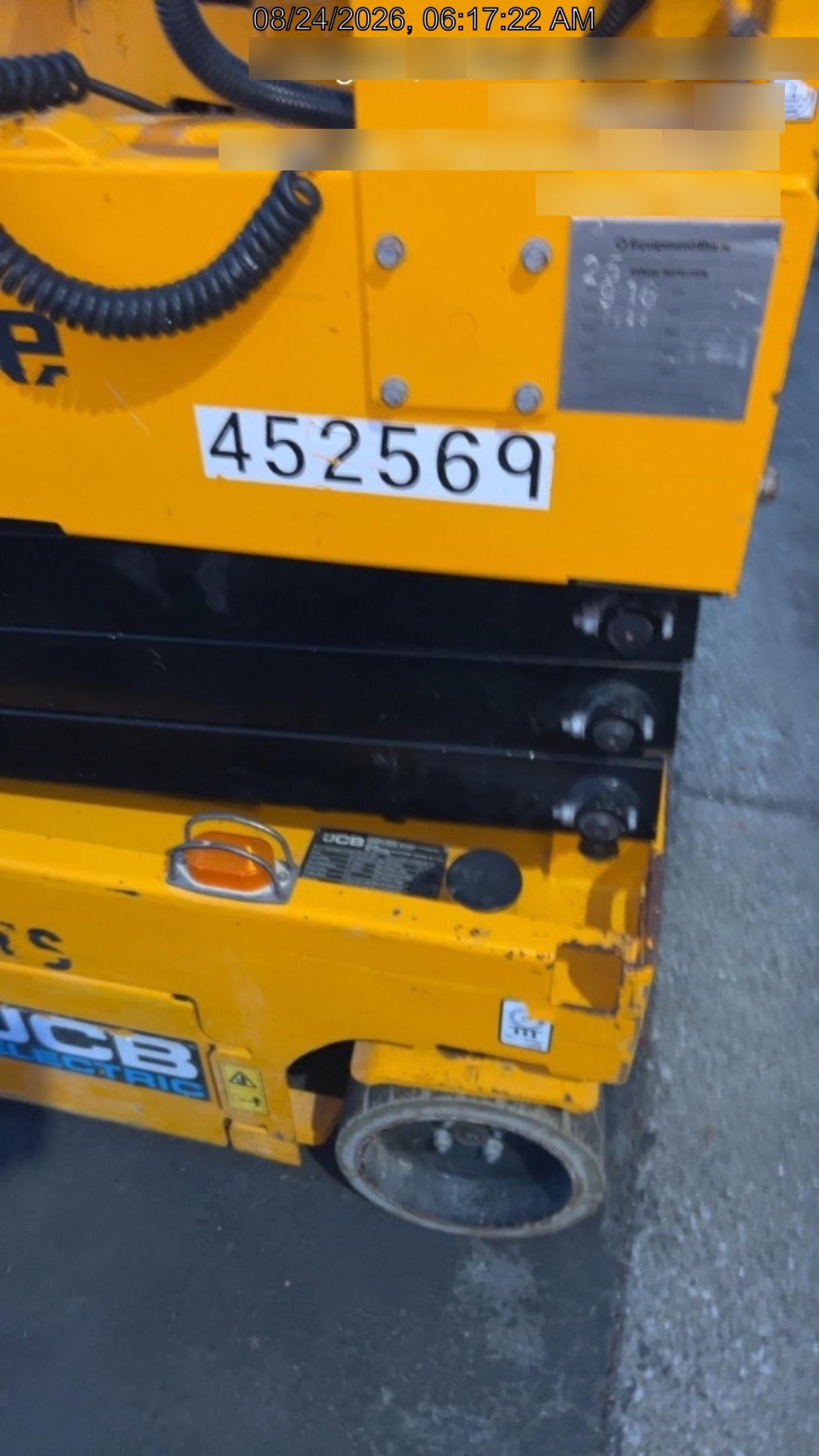 2024 JCB S1932E