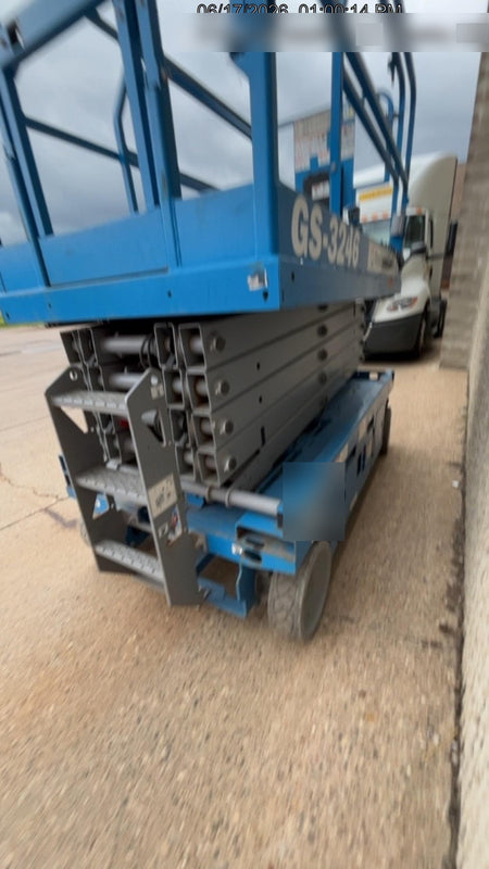2022 GENIE GS-3246