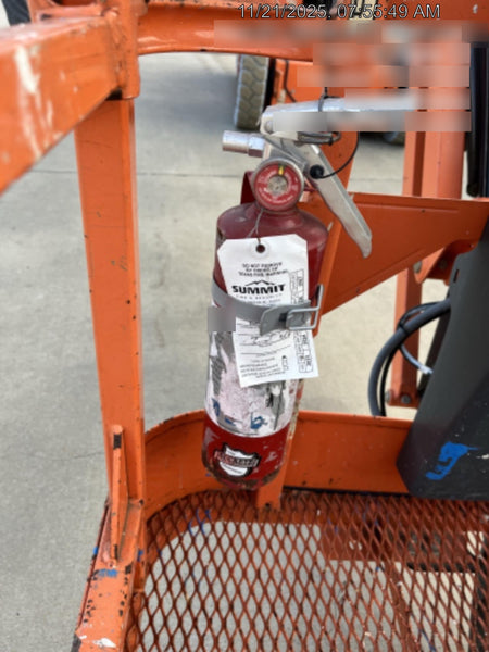 2019 JLG E300AJP
