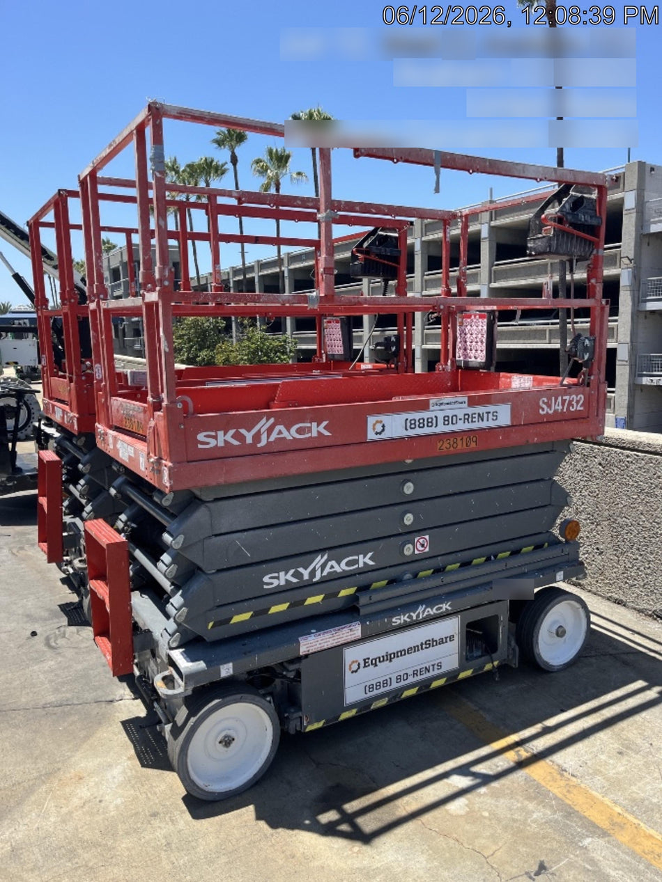 2022 SKYJACK SJ4732