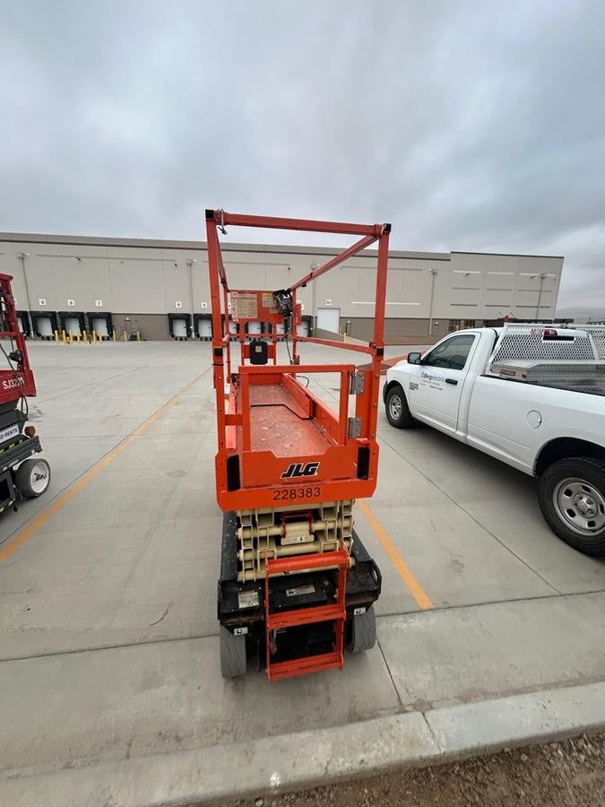 2022 JLG ES2632