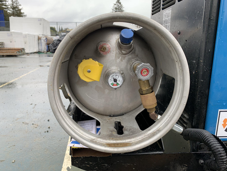 2019 Miller Electric BOBCAT 250 Standard w/Running Gear, Bracket, Hose