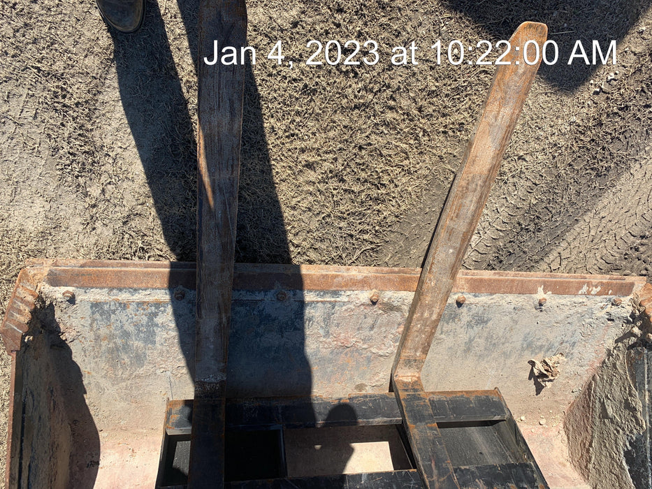 2022 ARROW MATERIAL HANDLING 60" Pallet Forks - Arrow