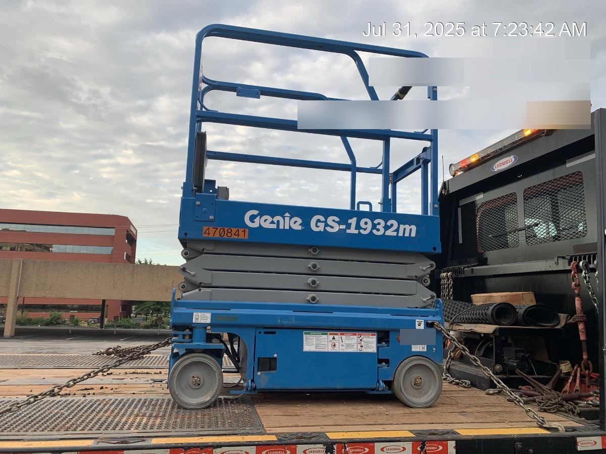 2024 GENIE GS-1932M