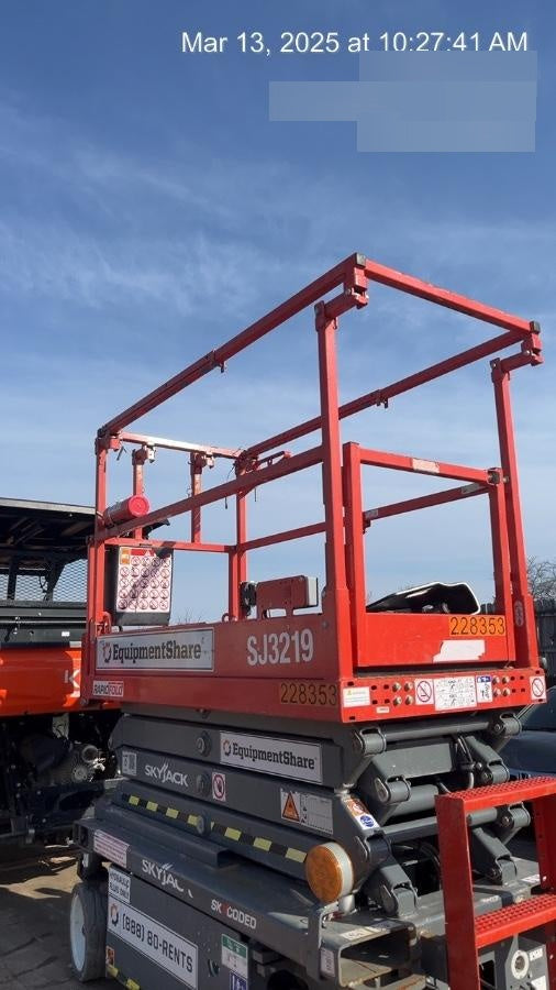 2022 SKYJACK SJ3219