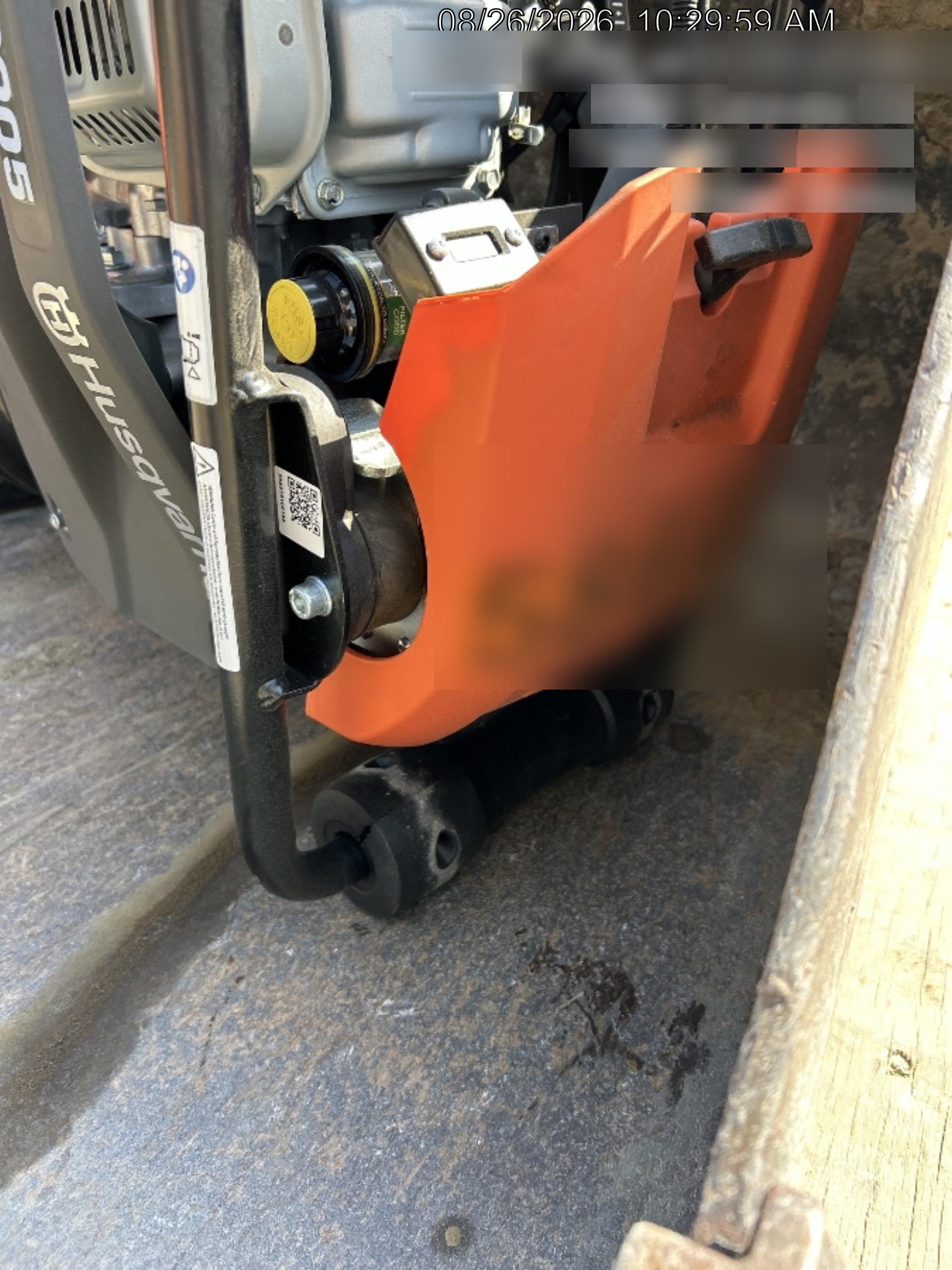 2025 HUSQVARNA LT6005