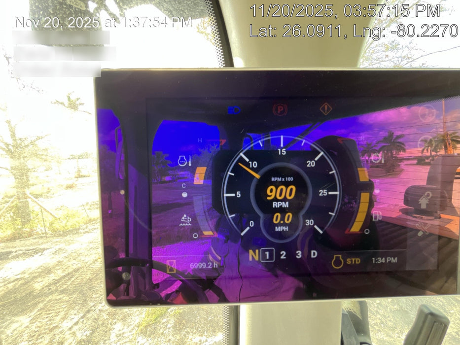 2018 Case 821G CLOSED CAB, 1 FUNCTION, JRB 418 STYLE HYD COUPLER