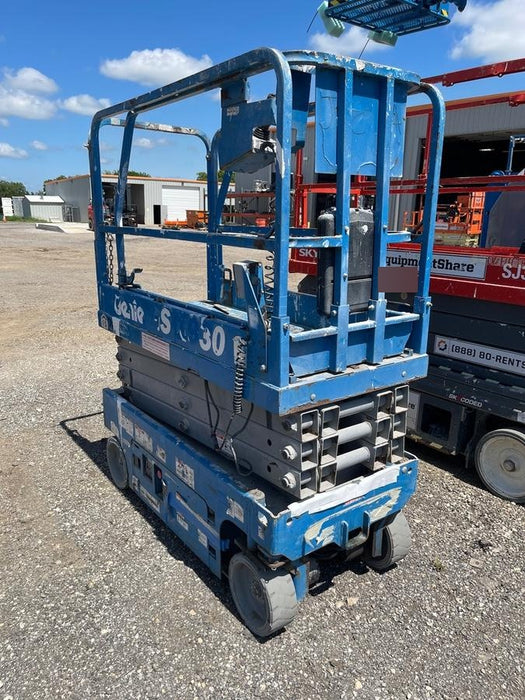 2017 Genie GS-1930 Genie GS1930 Scissor Lift