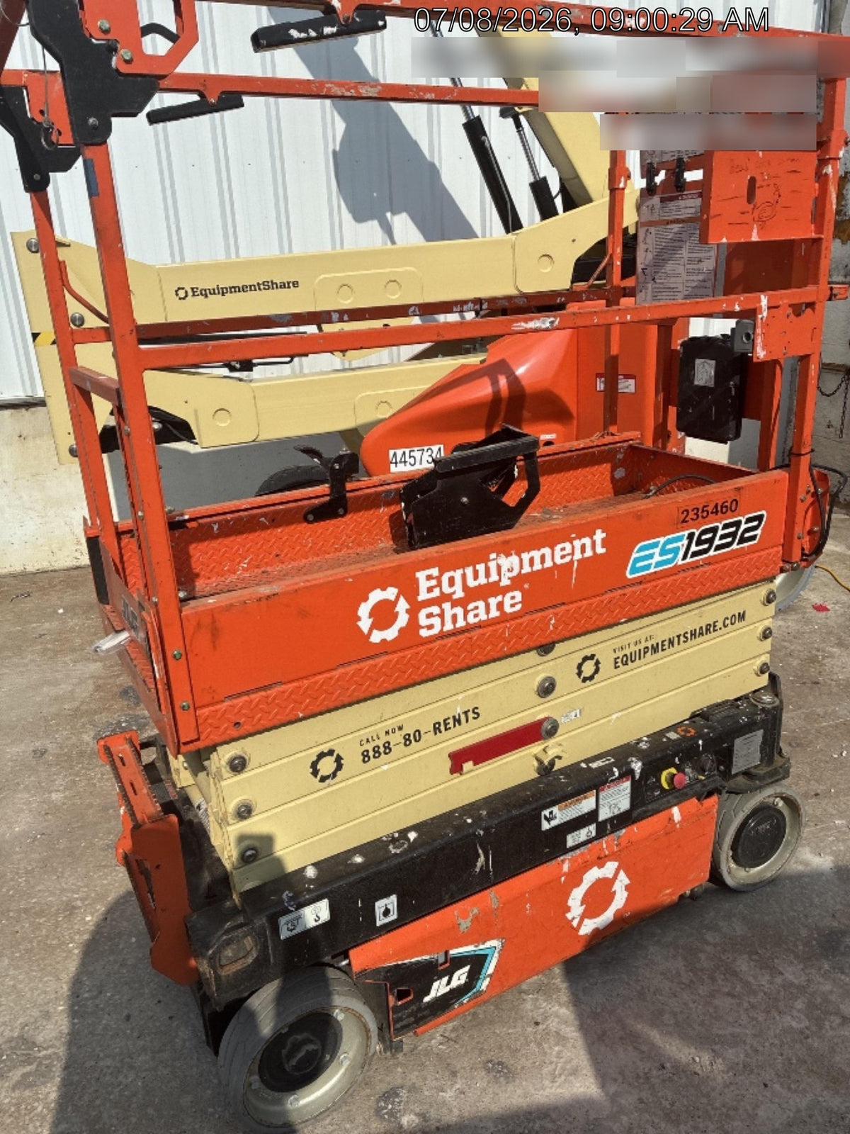 2022 JLG ES1932