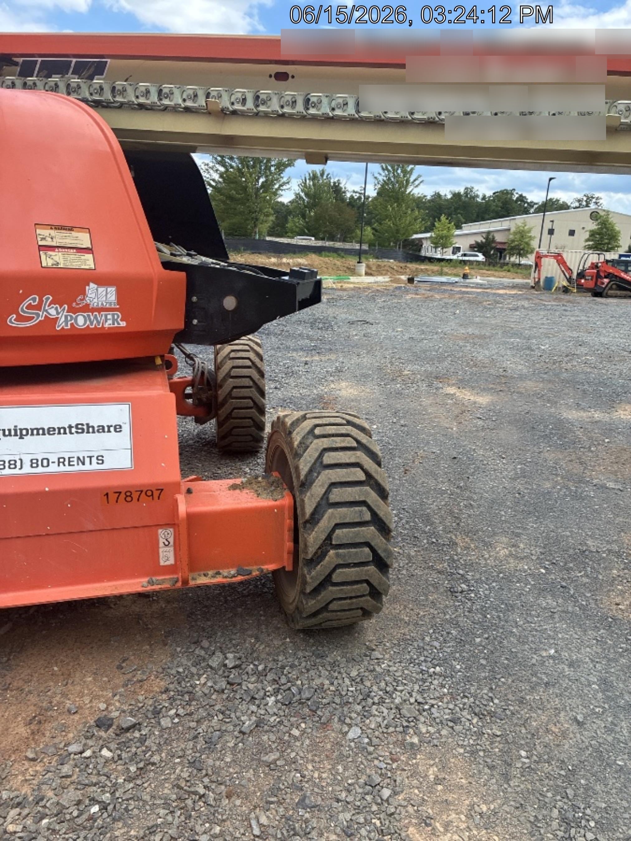 2021 JLG 660SJ