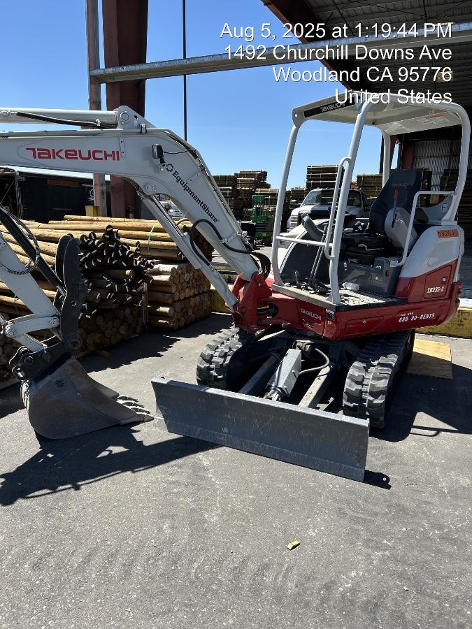 2025 TAKEUCHI TB235-2R