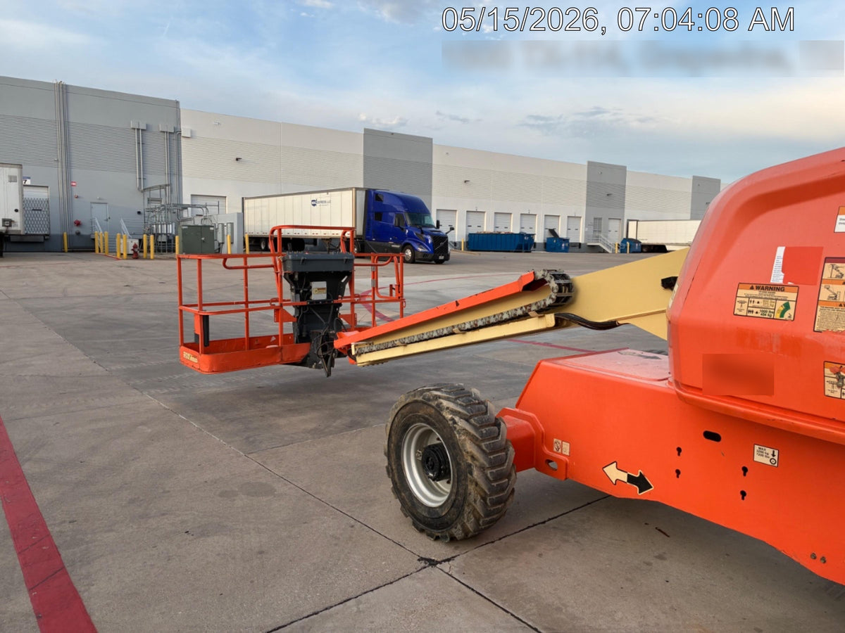 2019 JLG 400S
