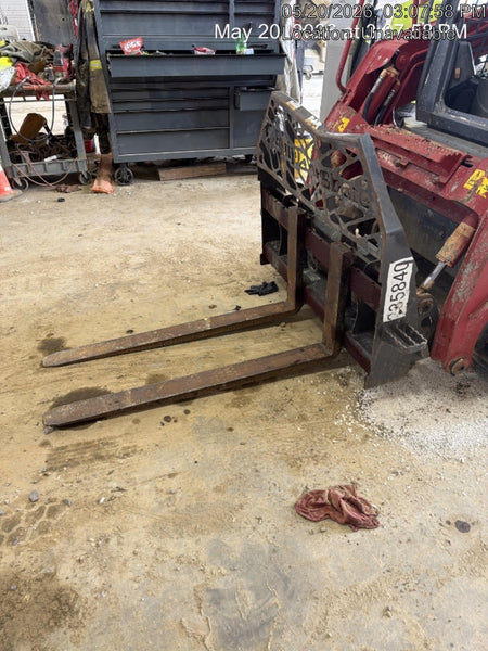 2022 PALADIN 48" Pallet Forks - Paladin