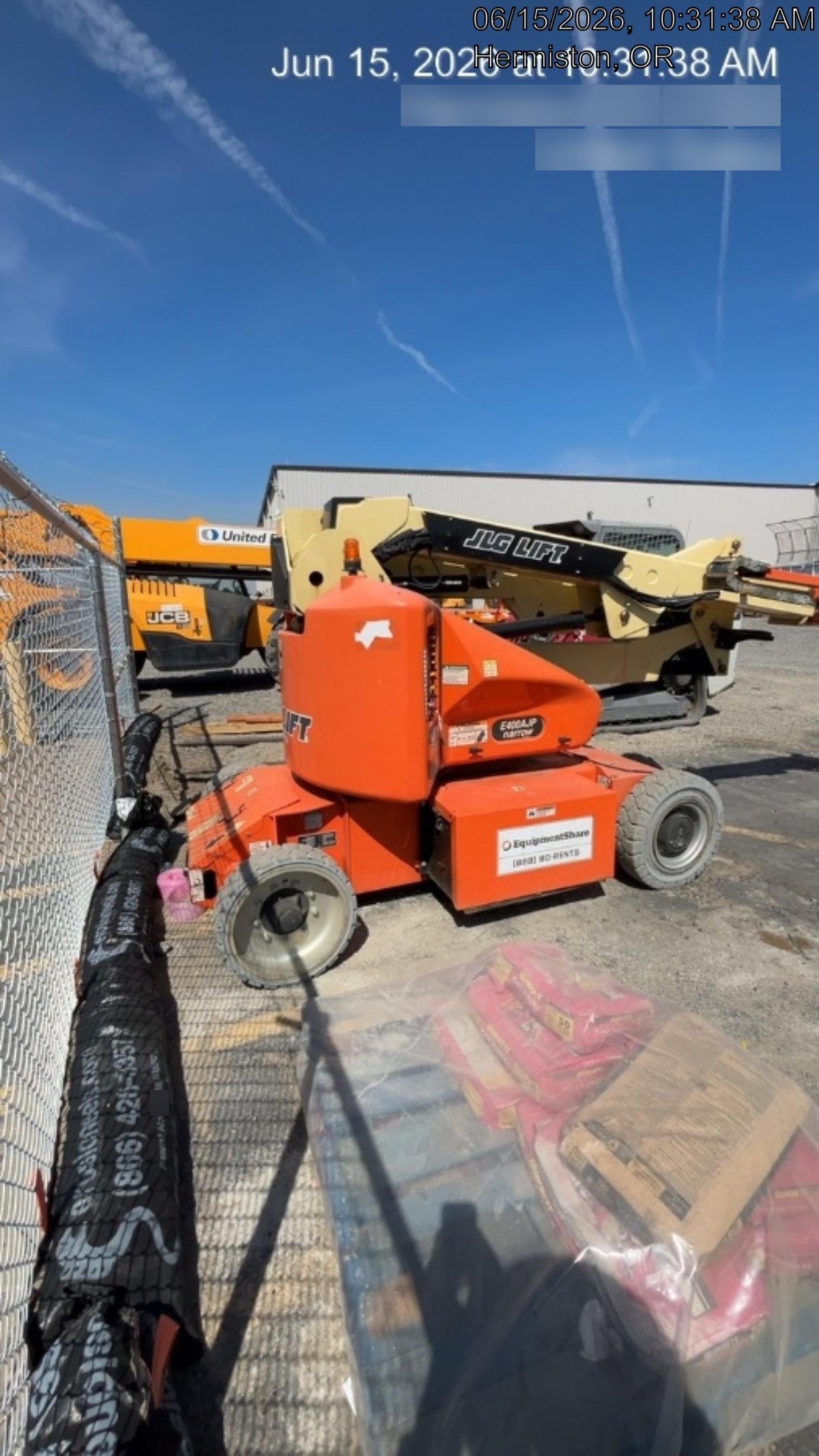 2019 JLG E400AJPN