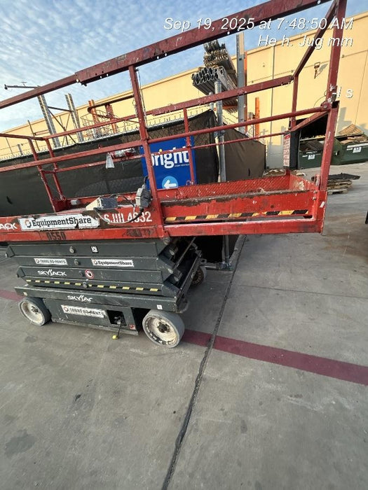 2015 Skyjack SJIII-4632 Skyjack SJIII-4632 32' Scissor Lift