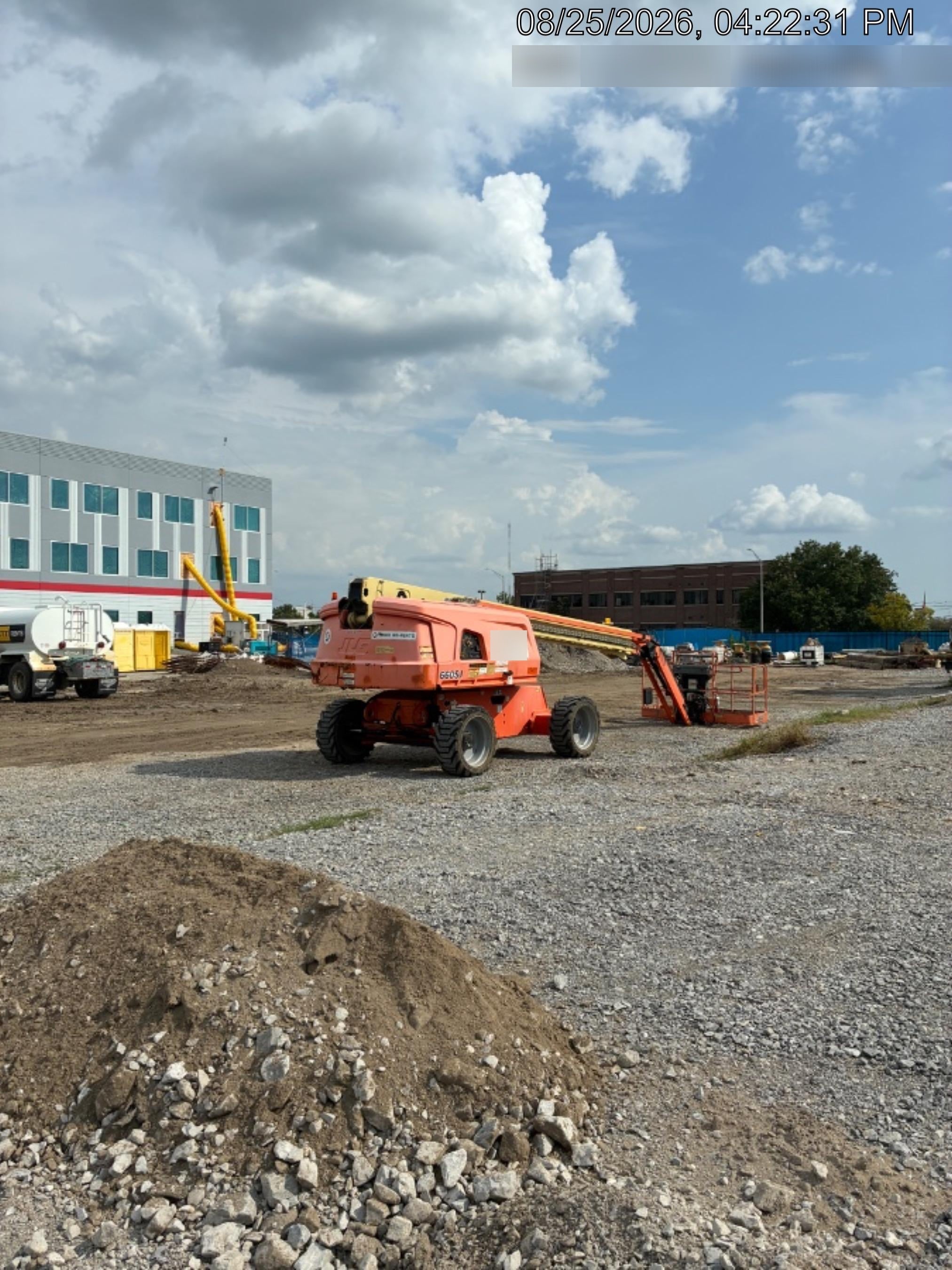 2019 JLG 660SJ