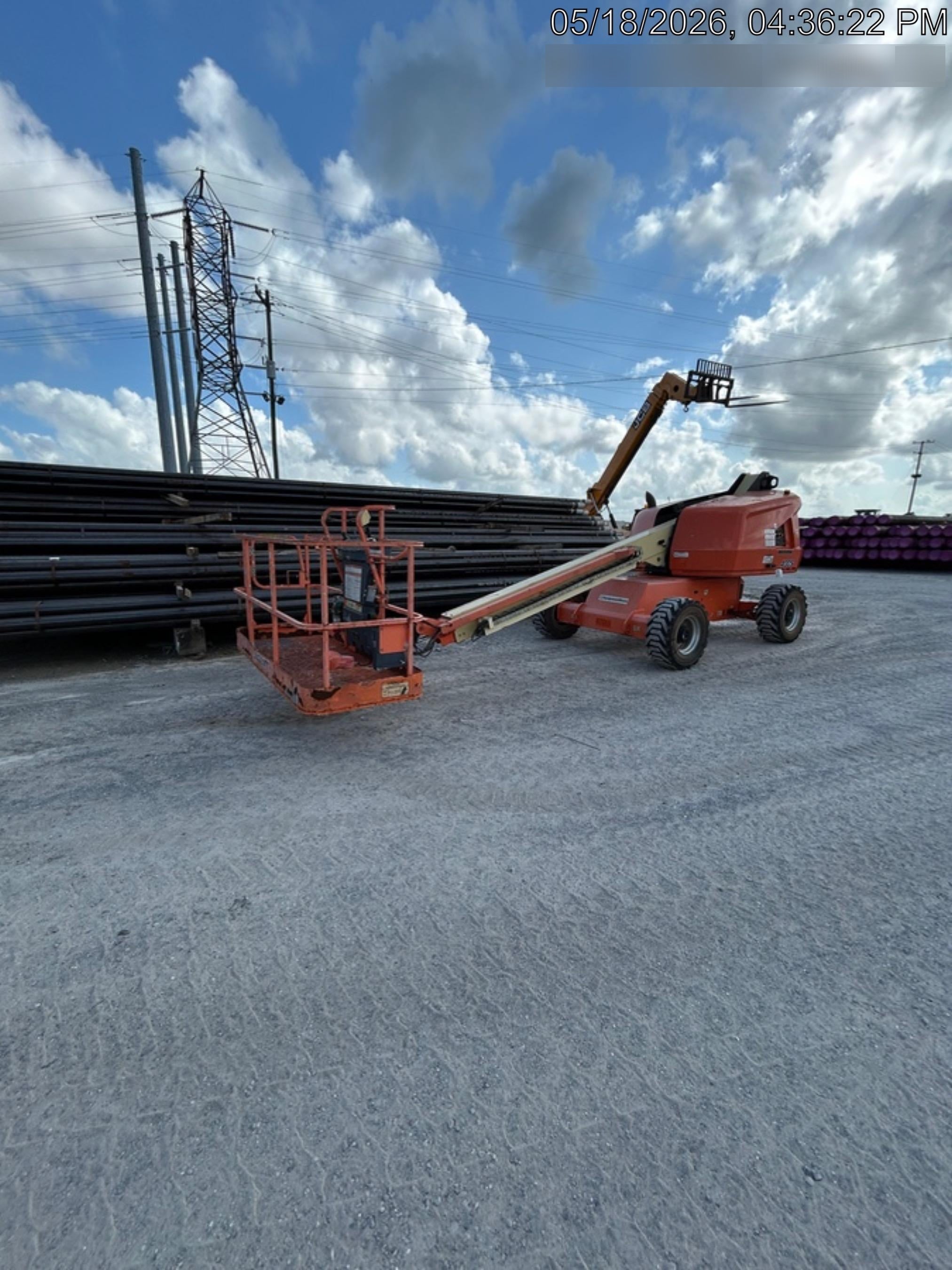 2019 JLG 400S