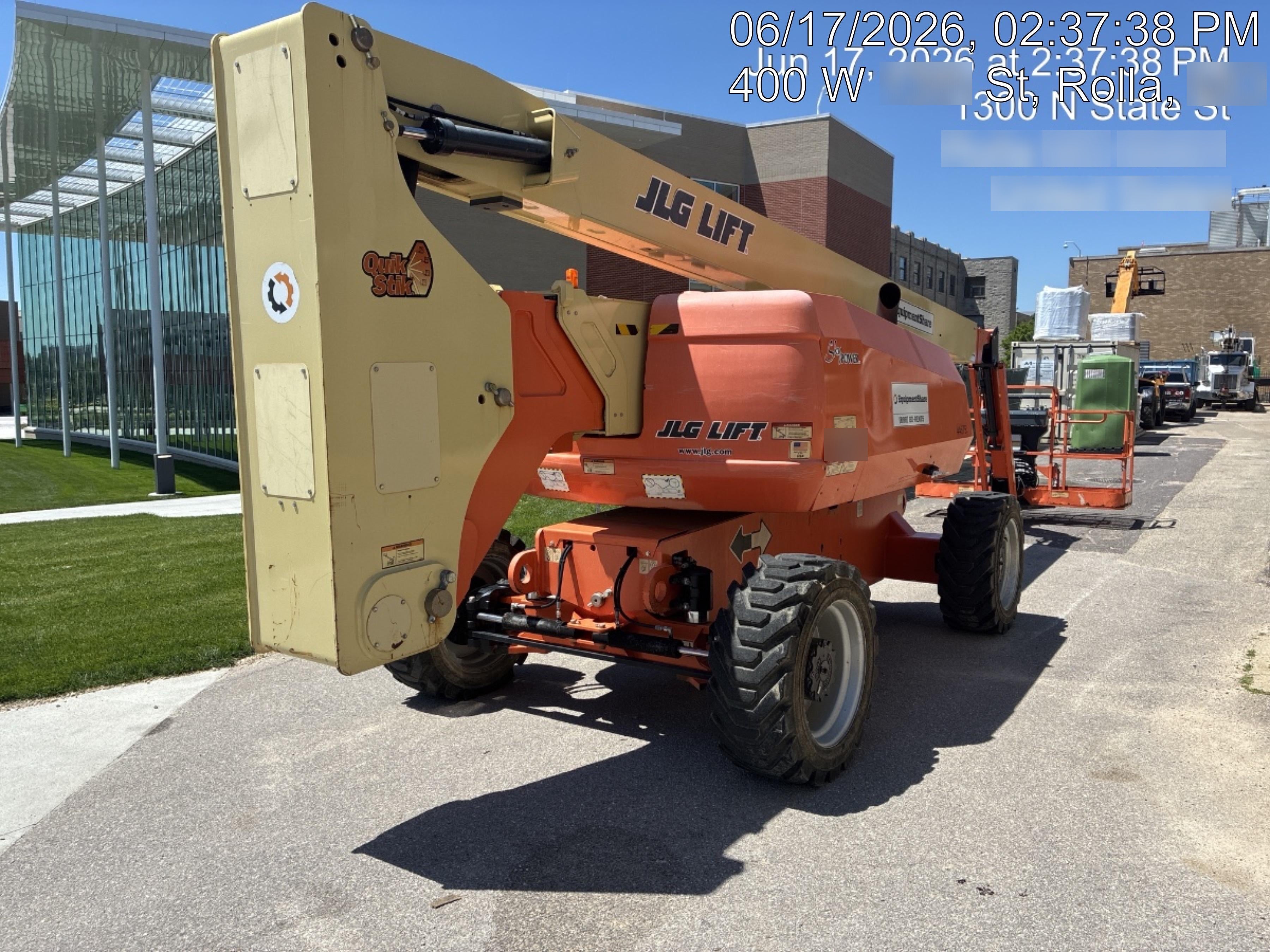2019 JLG 800AJ