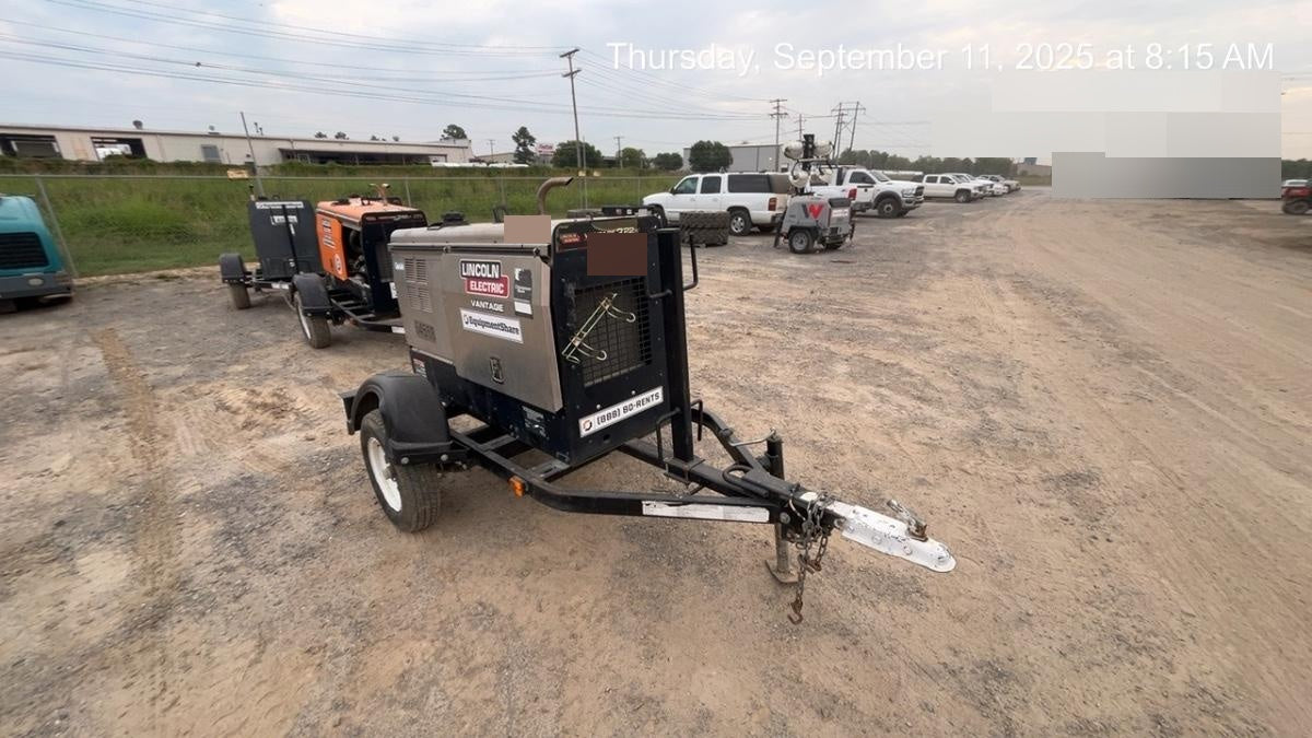 2019 Lincoln Electric Vantage 322 Welder Ready-Pak 3, Two wheel trailer, Fender and Light kit, Cable Rack