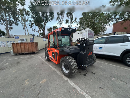 2025 JLG 519