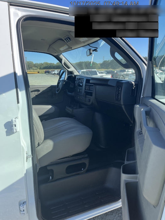 2025 CHEVROLET Express Van - Rental