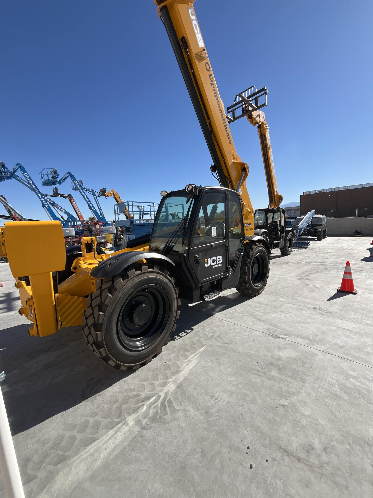 2025 JCB 510-56