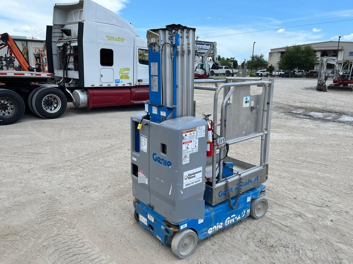 2019 GENIE GR-20