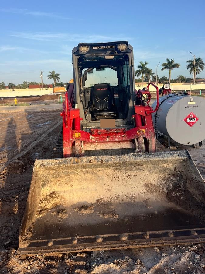 2020 Takeuchi TL12R2-CR Cab/Heat/Air, Hydraulic QC