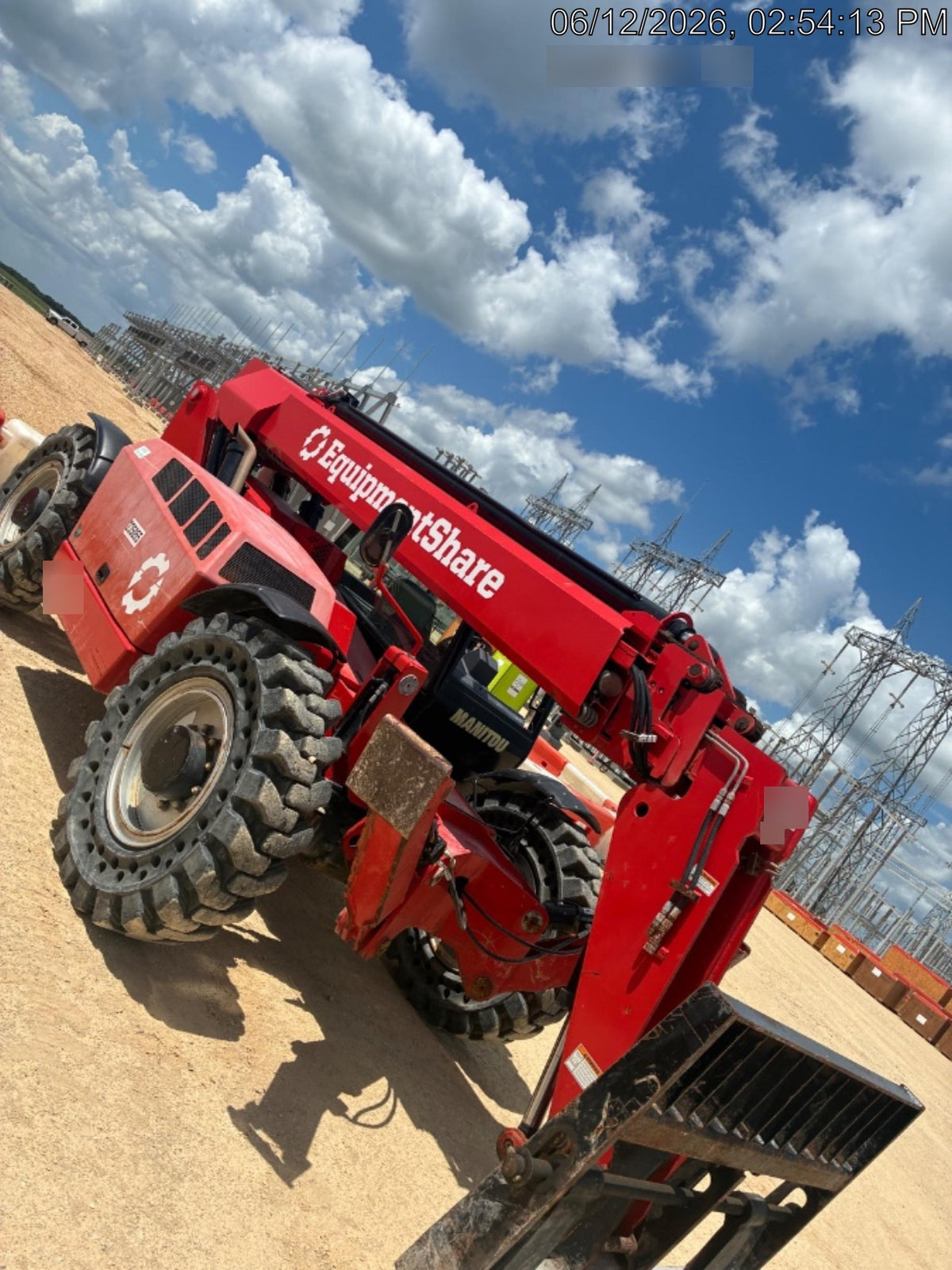 2022 MANITOU MTA12055