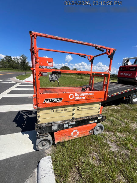 2022 JLG R1932