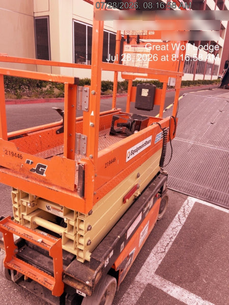 2022 JLG ES1932