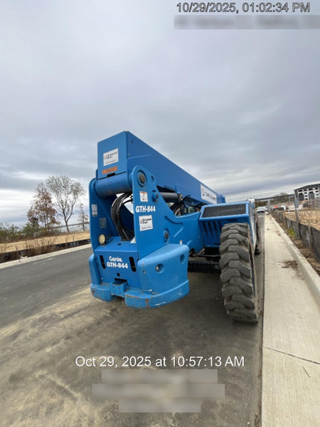 2021 GENIE GTH-844
