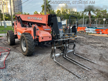 2017 Skytrak 6042 42' REACH, PALLET FORKS, 6k, FOAM FILLED TIRES
