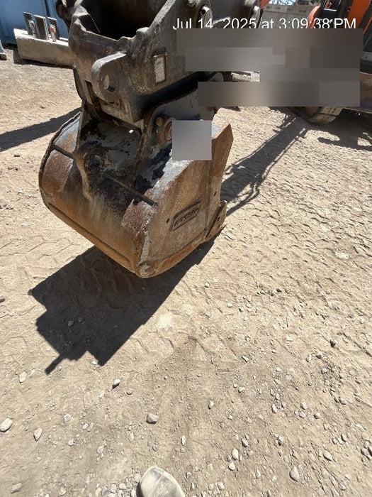 2020 DOOSAN 30" Bucket - Doosan