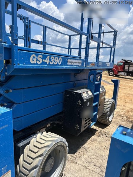 2020 GENIE GS-4390 RT