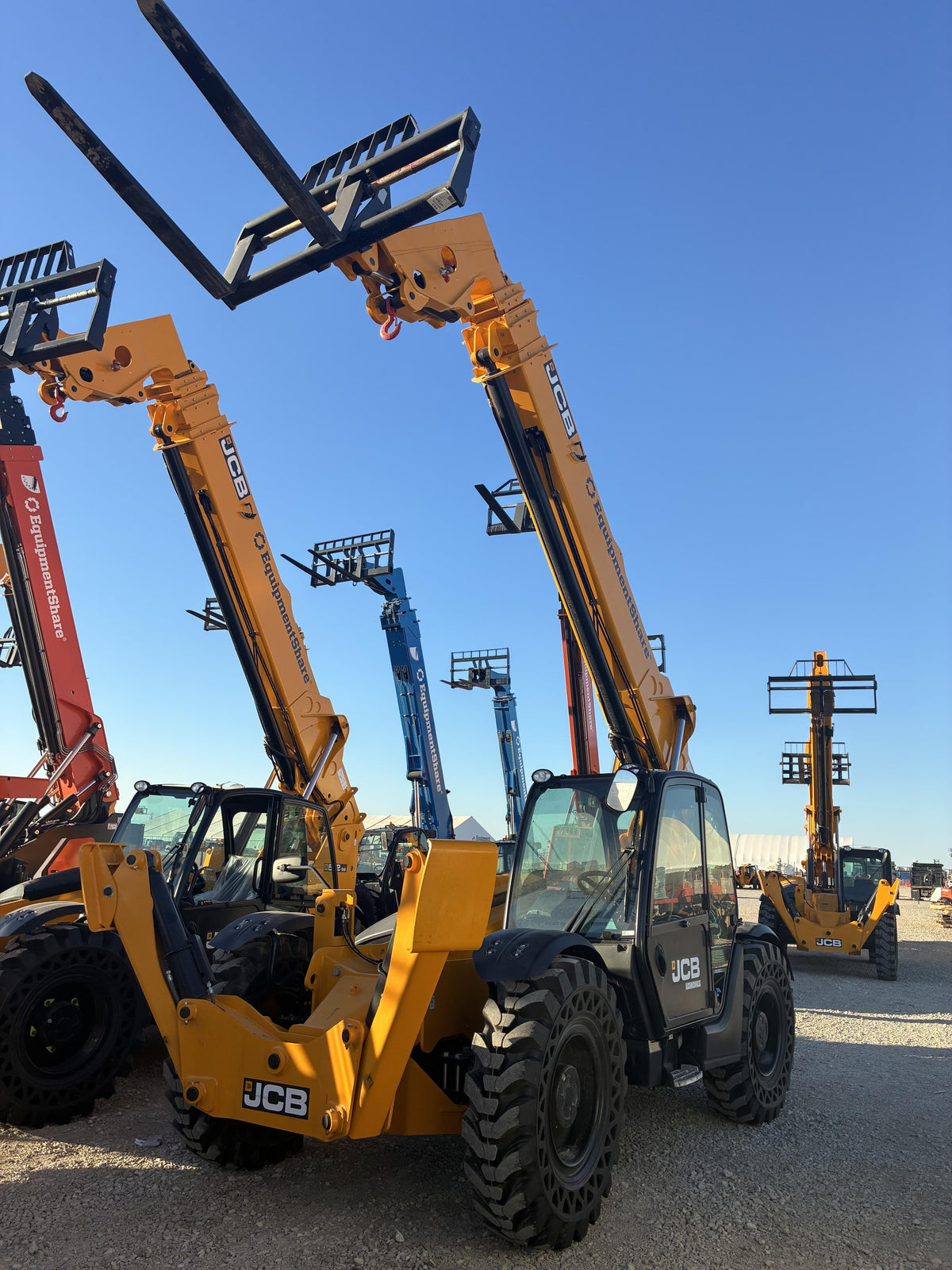 2026 JCB 512-56