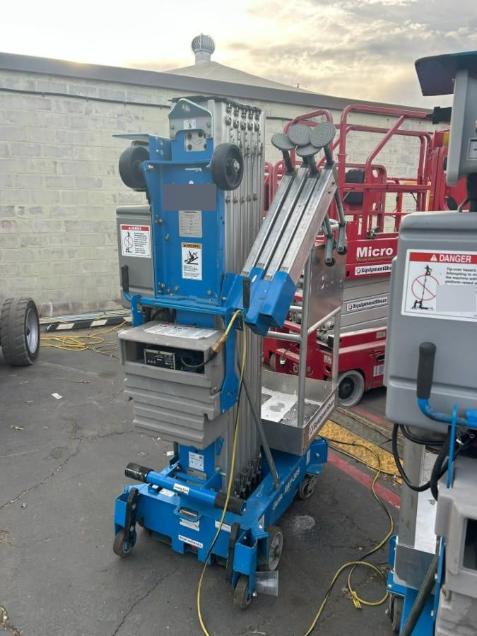 2019 GENIE AWP-30S