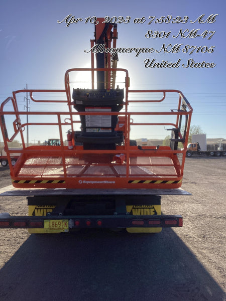 2023 JLG 860SJ