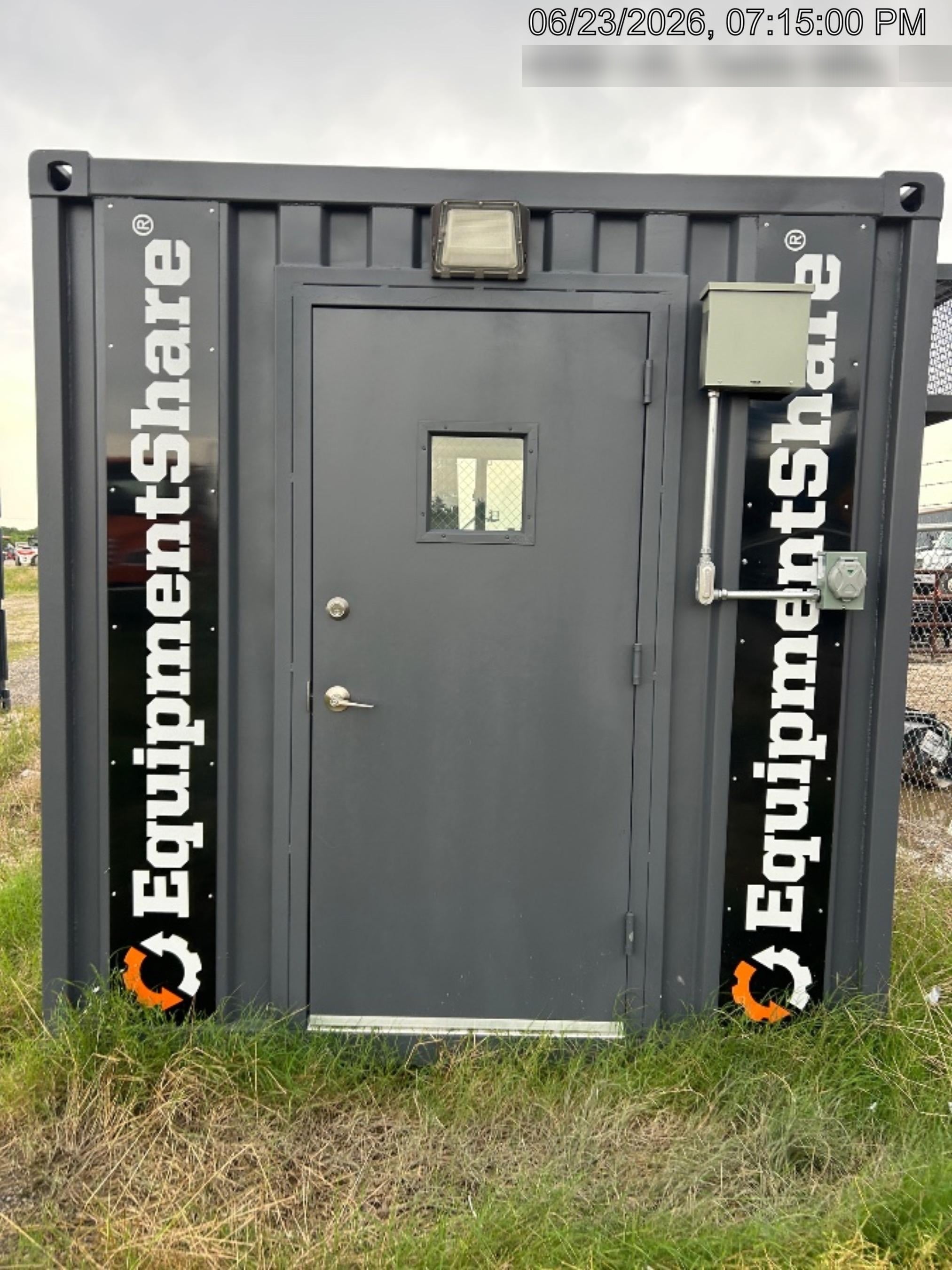 2026 TURNIQ TI-8X10