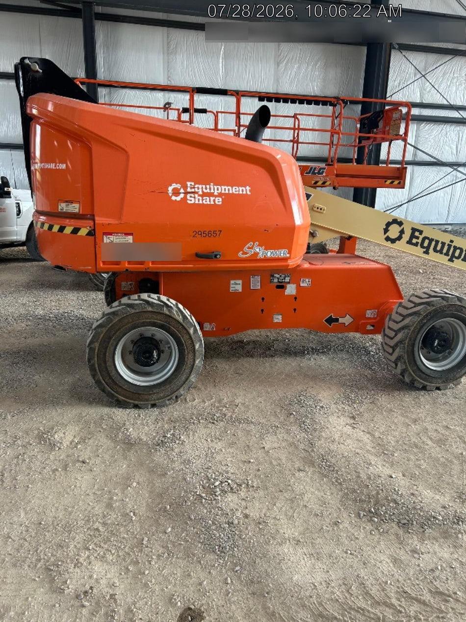 2023 JLG 460SJ