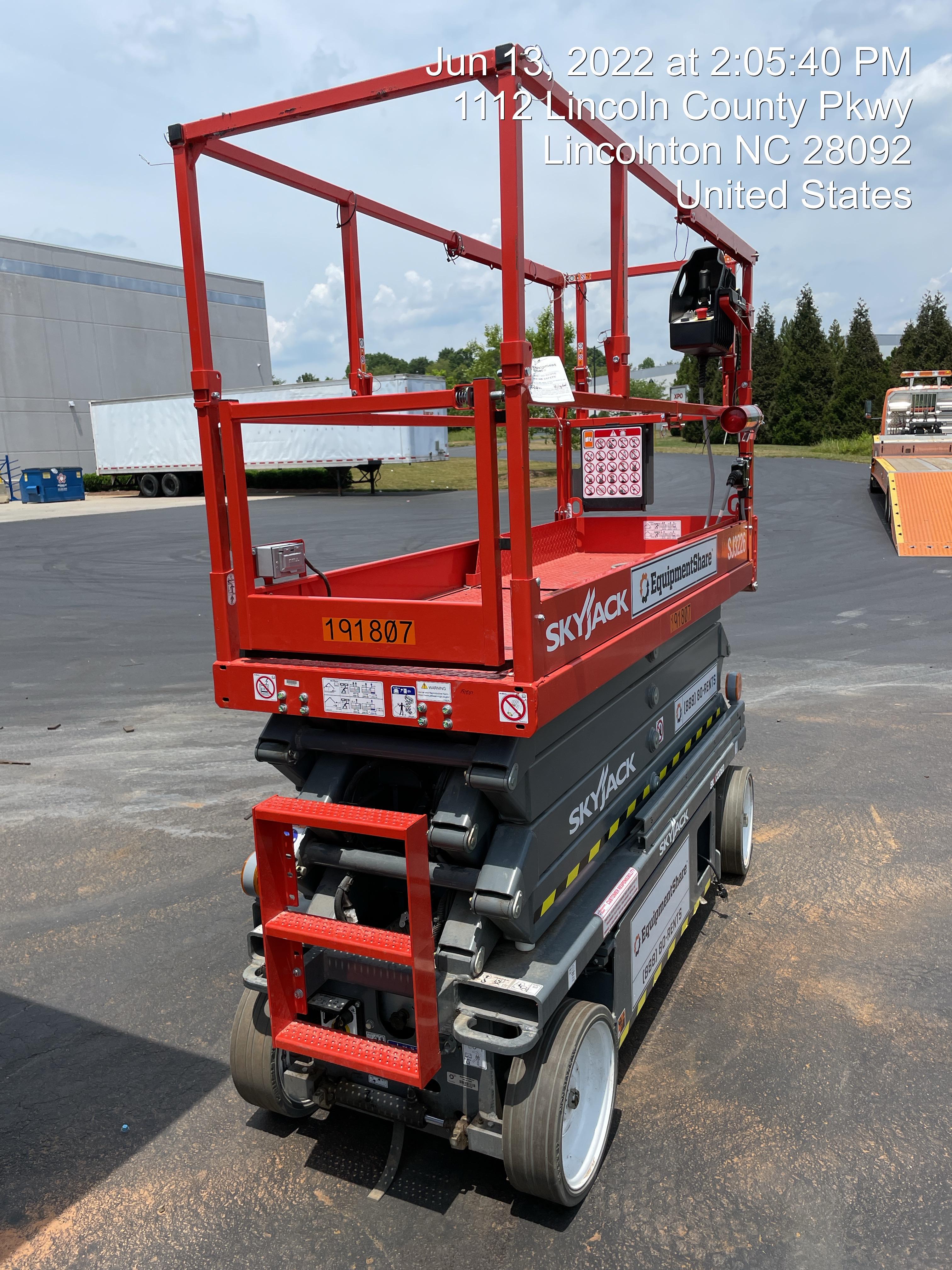2021 SKYJACK SJ3226