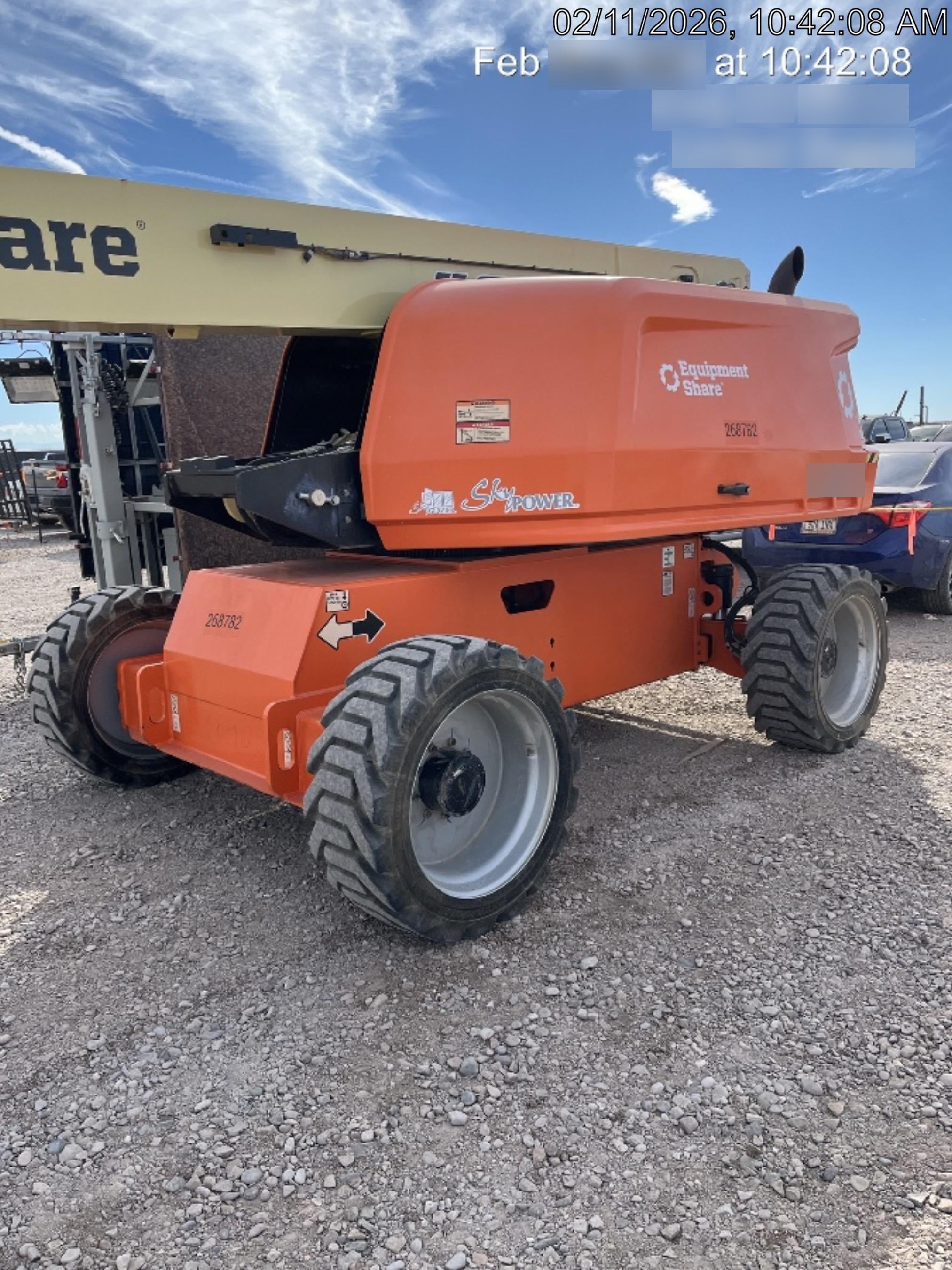 2022 JLG 660SJ