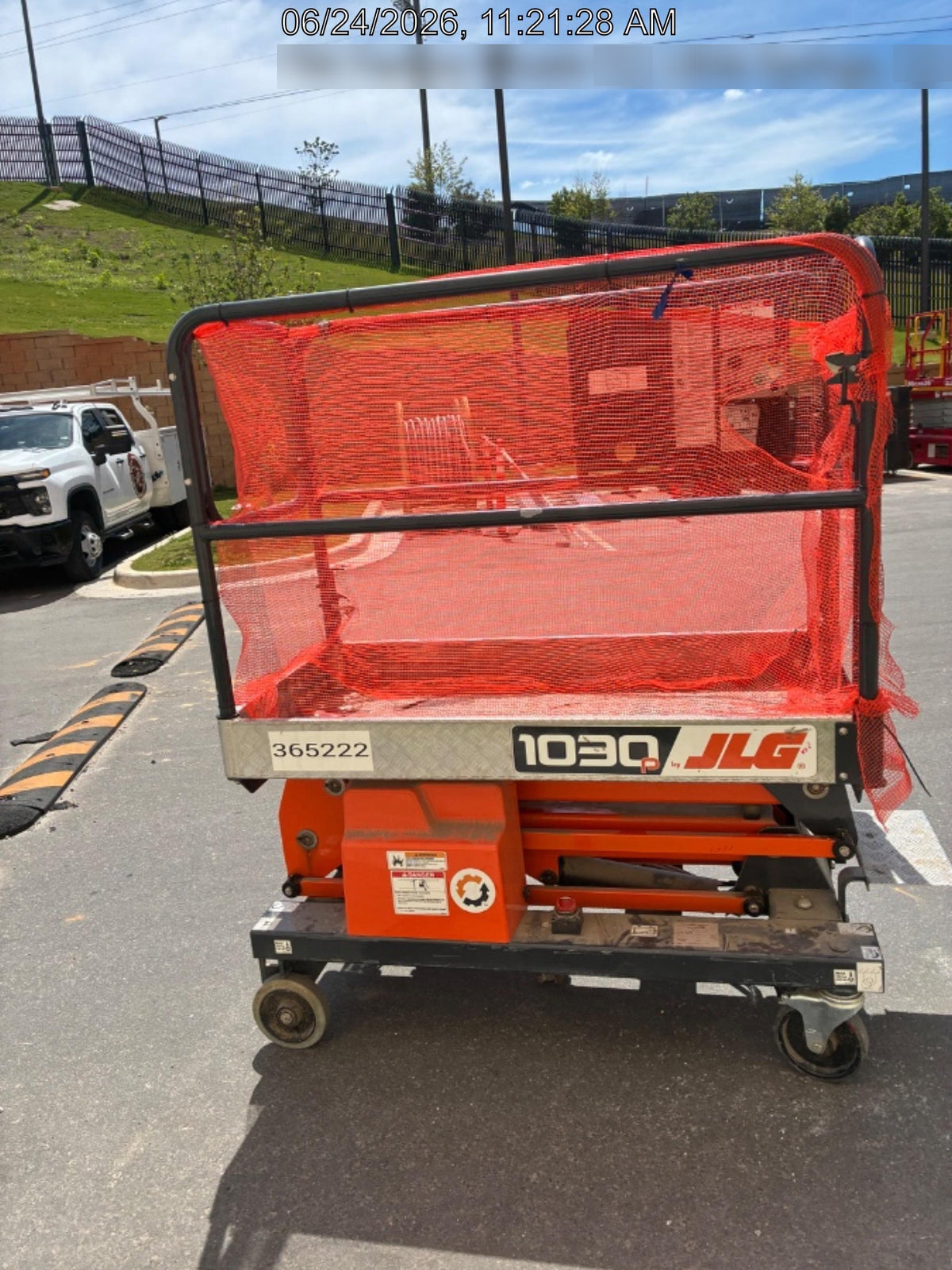 2023 JLG 1030P