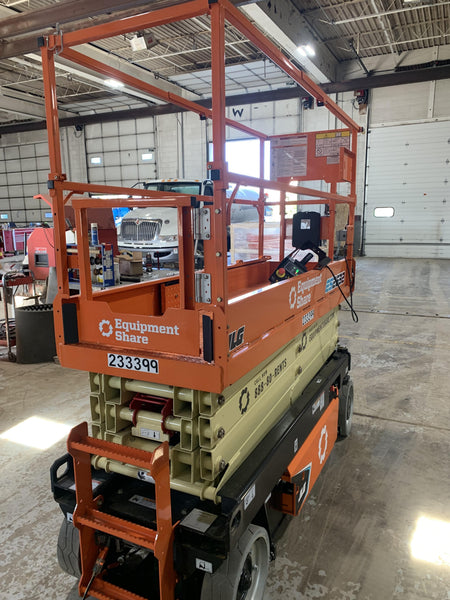 2022 JLG ES2632