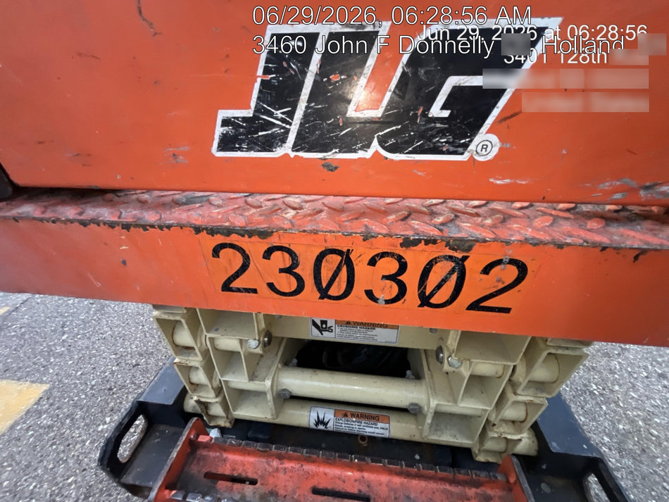 2022 JLG ES1932